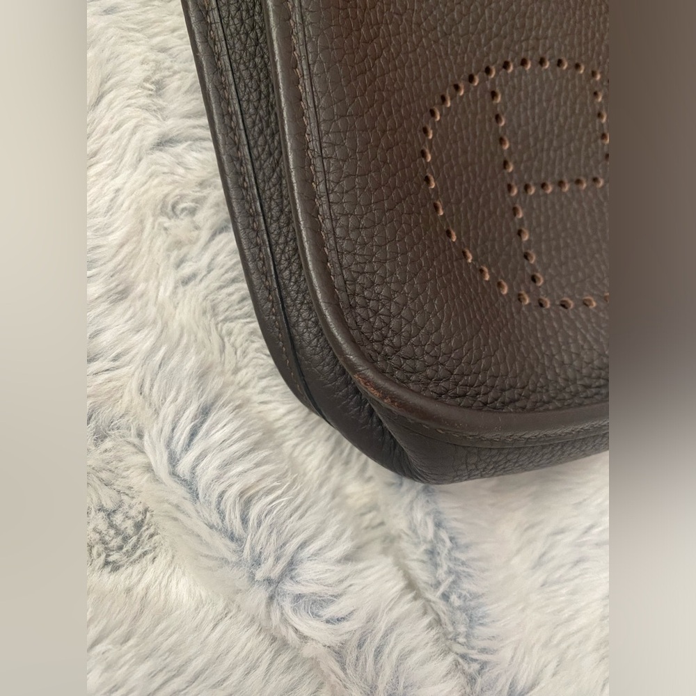 Hermes Mini Evelyne TPM 16 Bag Gold Hardware - Picture 11 of 12